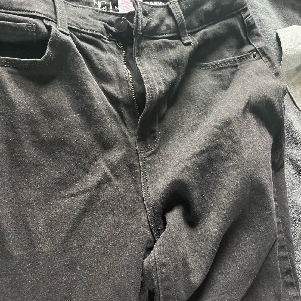 No Boundaries Black Denim Skinny Jeans Size 11 stretchy